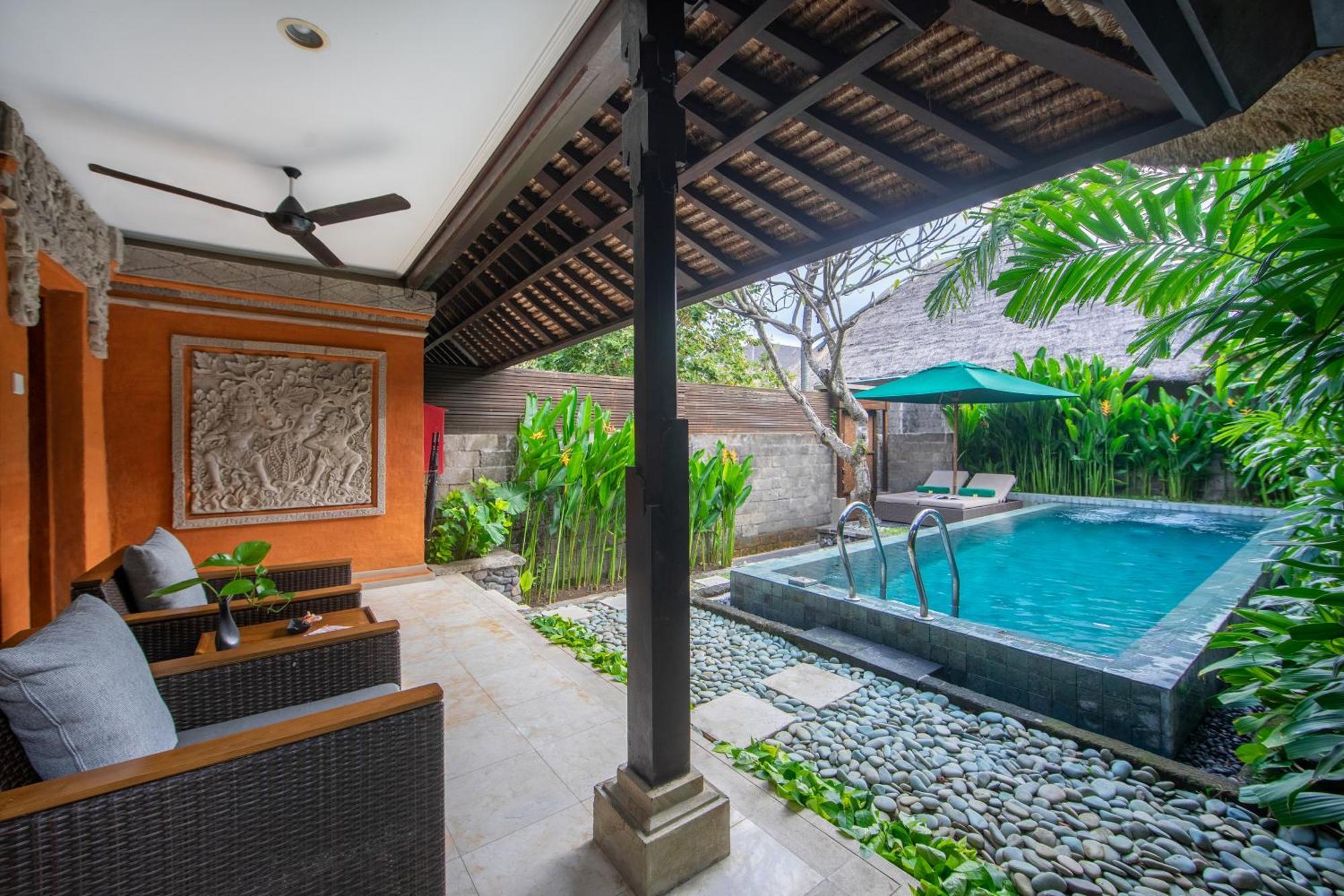 Legian Beach Hotel Exteriér fotografie